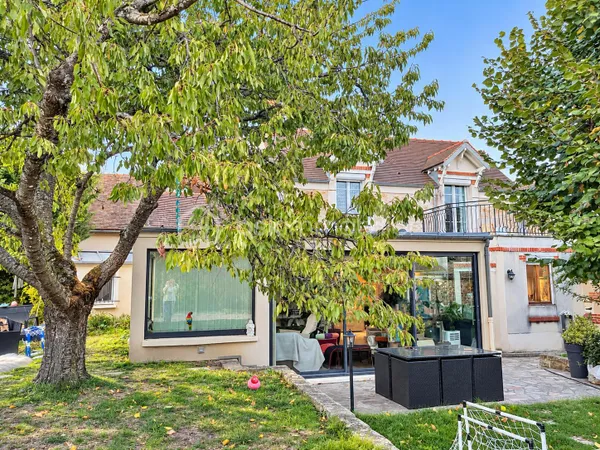 Maison 5 pièces 136 m²