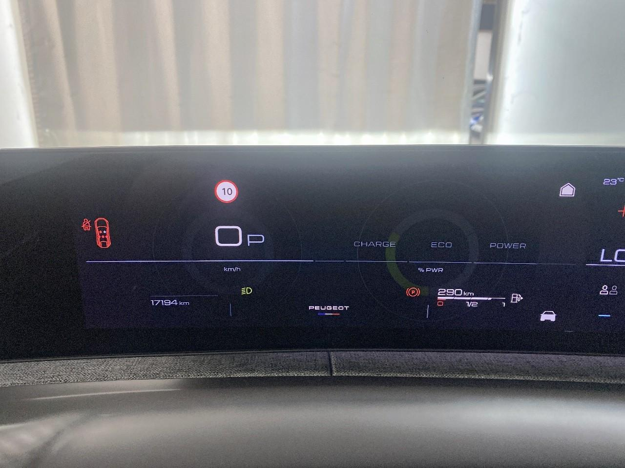 Peugeot 3008 hybrid 145 e-dcs6 gt — photo 13