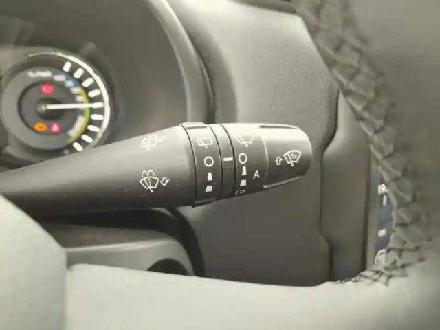 Jeep Renegade 1.3 turbo t4 190 ch phev at6 4xe eawd edition limitee central park — photo 18