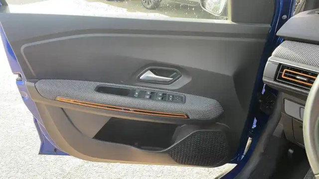 Dacia Sandero tce 90 — photo 12