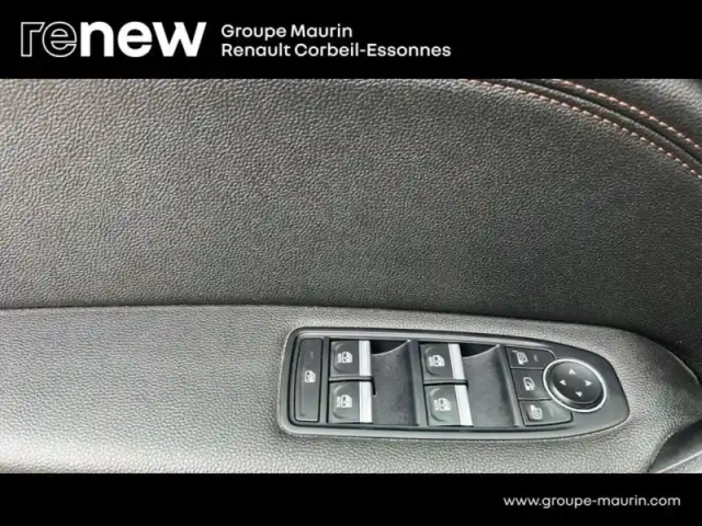 Renault Captur 1.6 e-tech plug-in 160ch initiale paris — photo 15