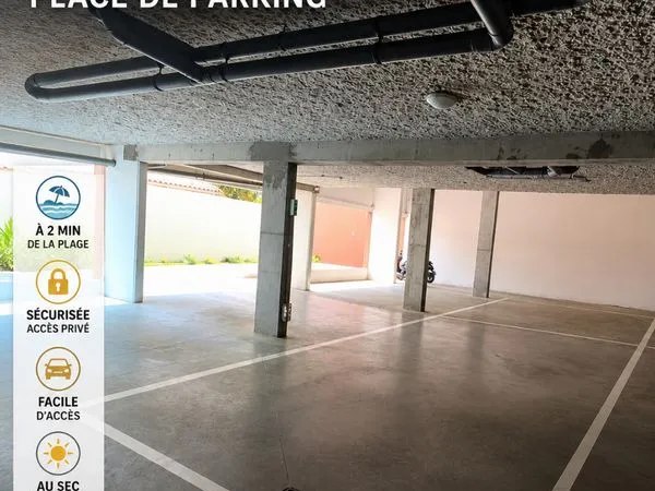 Place de parking PLAGE couverte sécurisée portail avec télécommande