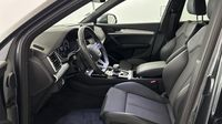Audi Q5 50 TFSI e 299ch S line quattro S tronic 7 — photo 12