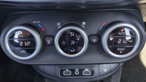 Fiat 500X 1.0 FireFly Turbo T3 120 - City Cross – 2019 – 55004 km – Essence – Boîte Manuelle — photo 4