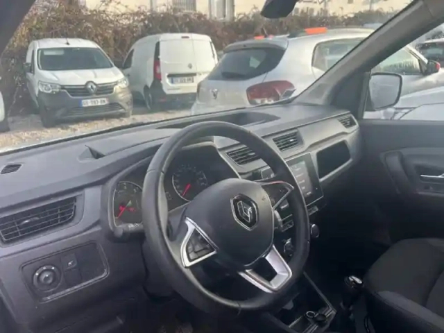 Renault Express Van 1.5 blue dci 95ch confort 22 — photo 5