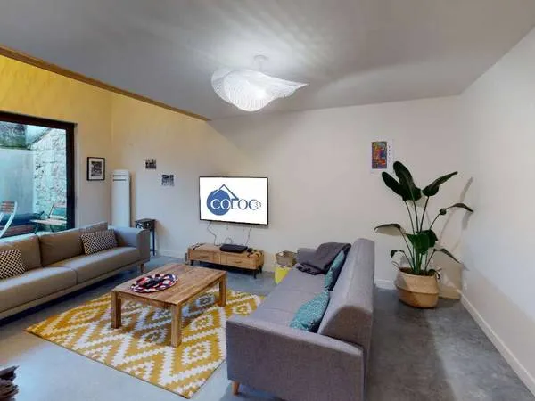 Loue chambre en colocation dans maison