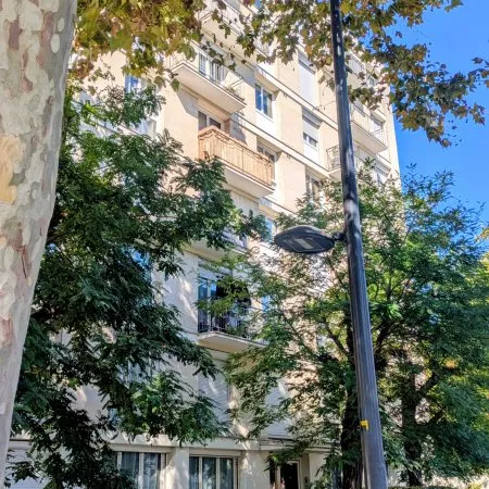 Vends appartement traversant