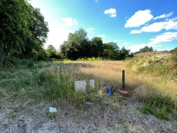 Terrain 432 m² Roaillan