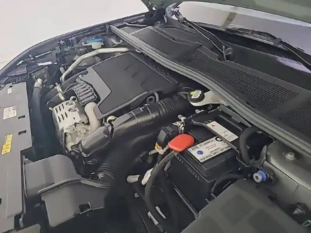Peugeot 308 puretech 130ch s&amp;s bvm6 — photo 18