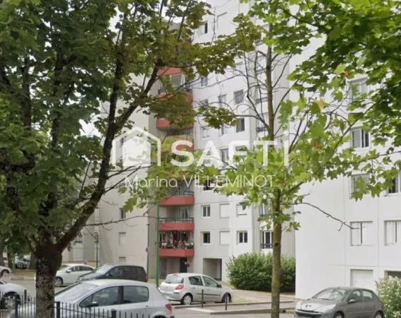 Appartement au rez-de- jardin avec 3 chambres