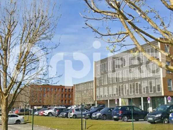 Bureau 194 m²