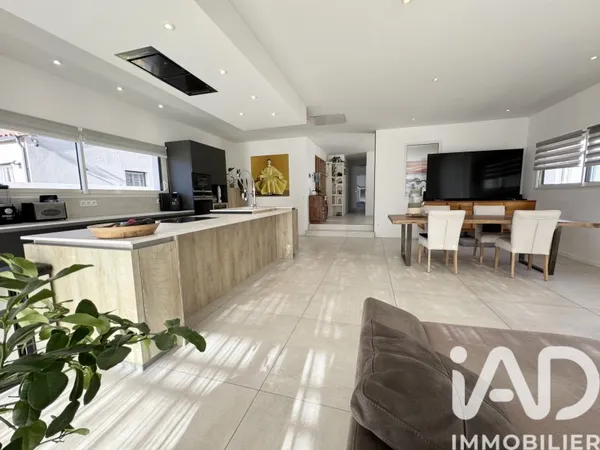 Maison 5 pièces 158 m²