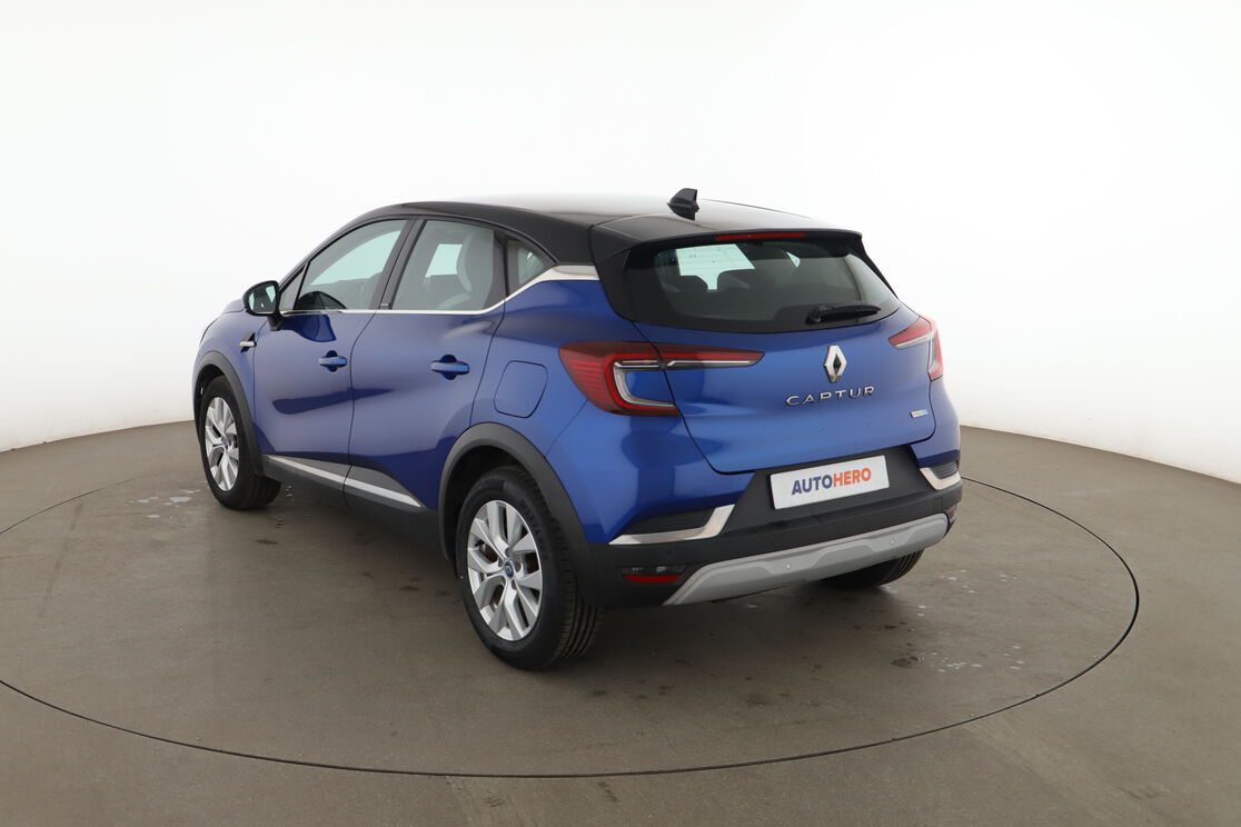 Renault Captur 1.6 E-Tech Plug-in Intens — photo 3
