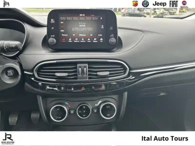 Fiat Tipo cross 1.6 multijet 130ch s/s plus my22 — photo 12
