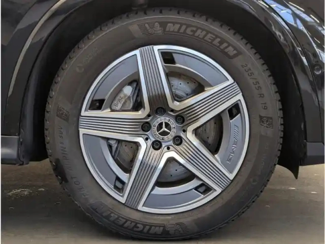 Mercedes Glc suv 220 d 4matic amg line — photo 11