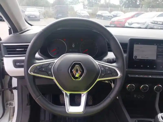 Renault Clio tce 90 — photo 21