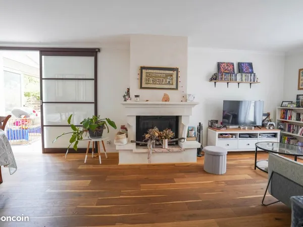 Maison 6 pièces 105 m²