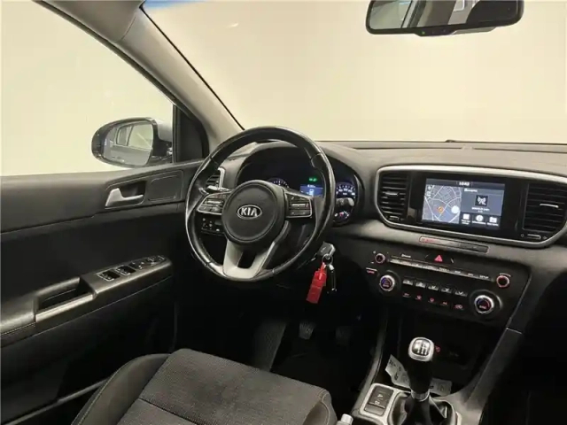 Kia Sportage 1.6 crdi 115 isg 4x2 bvm6 — photo 33