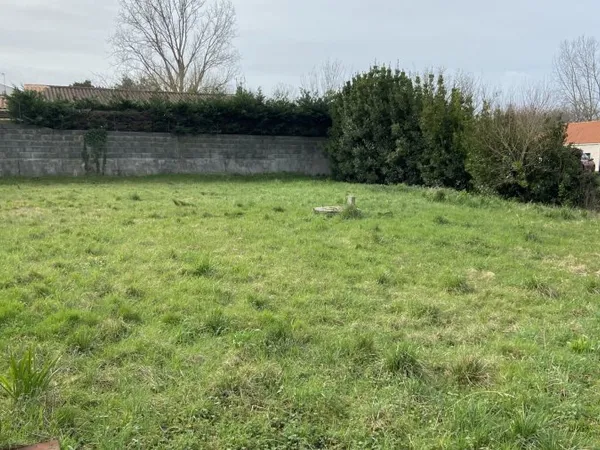 Terrain 523 m²