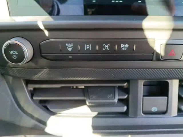 Ford Custom nouveau fgn 320 l1h1 2.5 duratec 232 ch phev cvt trend — photo 5