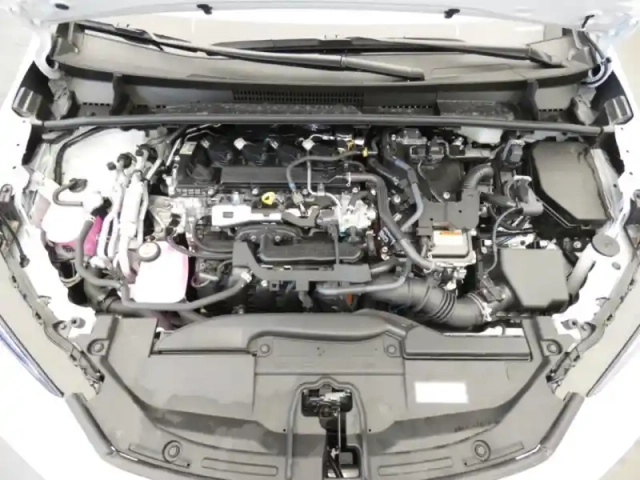 Toyota Prius hybride rechargeable 223ch design — photo 23