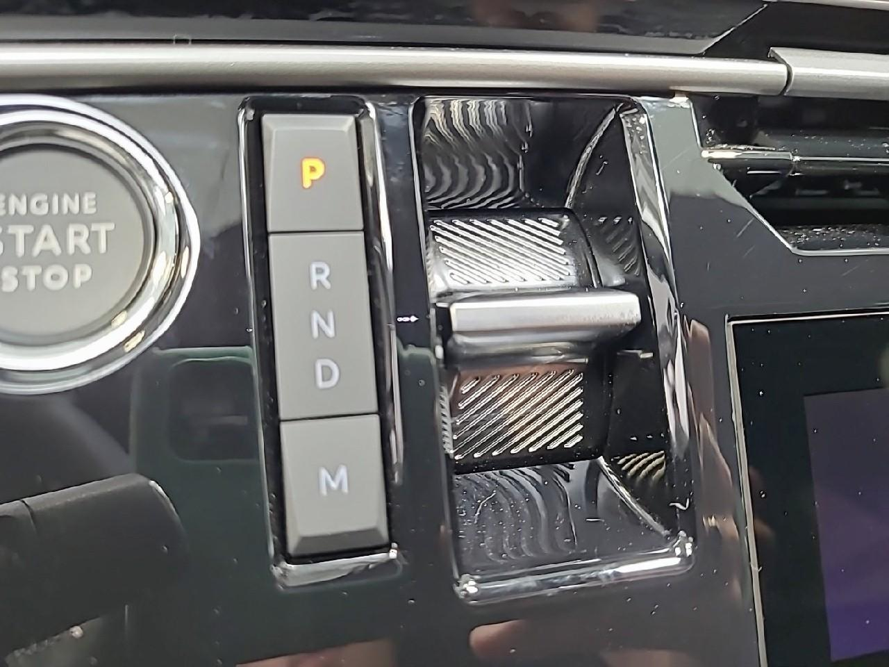Peugeot 5008 hybrid 145 ch e-dcs6 allure — photo 19