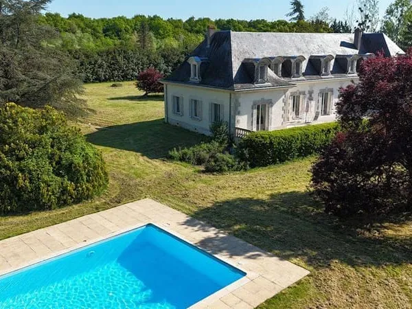 Propriété agricole 620 m²
