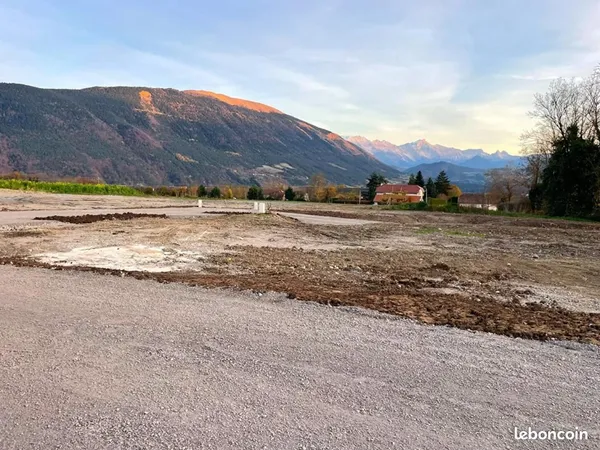 Terrain 795 m² Sinard