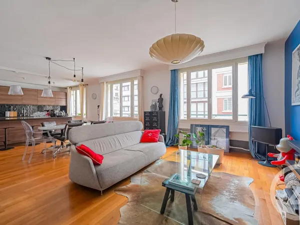 Appartement 6 pièces 105 m²