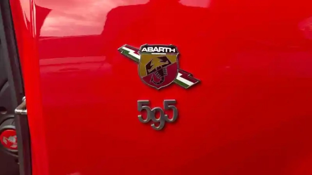 Abarth 500 595 1.4 turbo 16v t-jet 180 ch bvm5 — photo 32