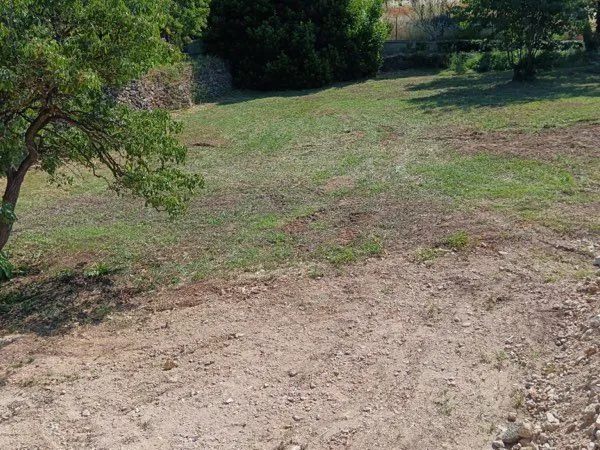 Terrain constructible viabilisé Faugères