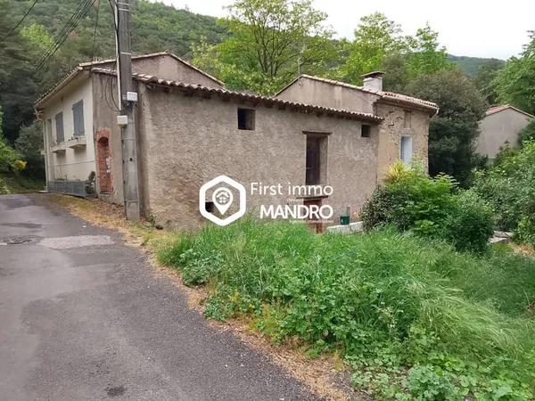 Grange à rénover avec jardin