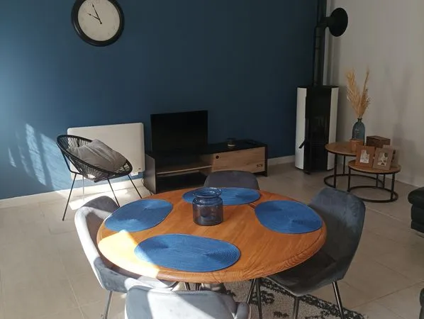 Location maison T3 entièrement meublée et rénovée