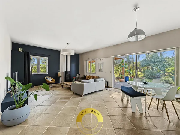Maison 5 pièces 181 m²