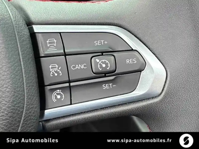 Jeep Compass 1.3 phev t4 240 ch 4xe eawd — photo 25