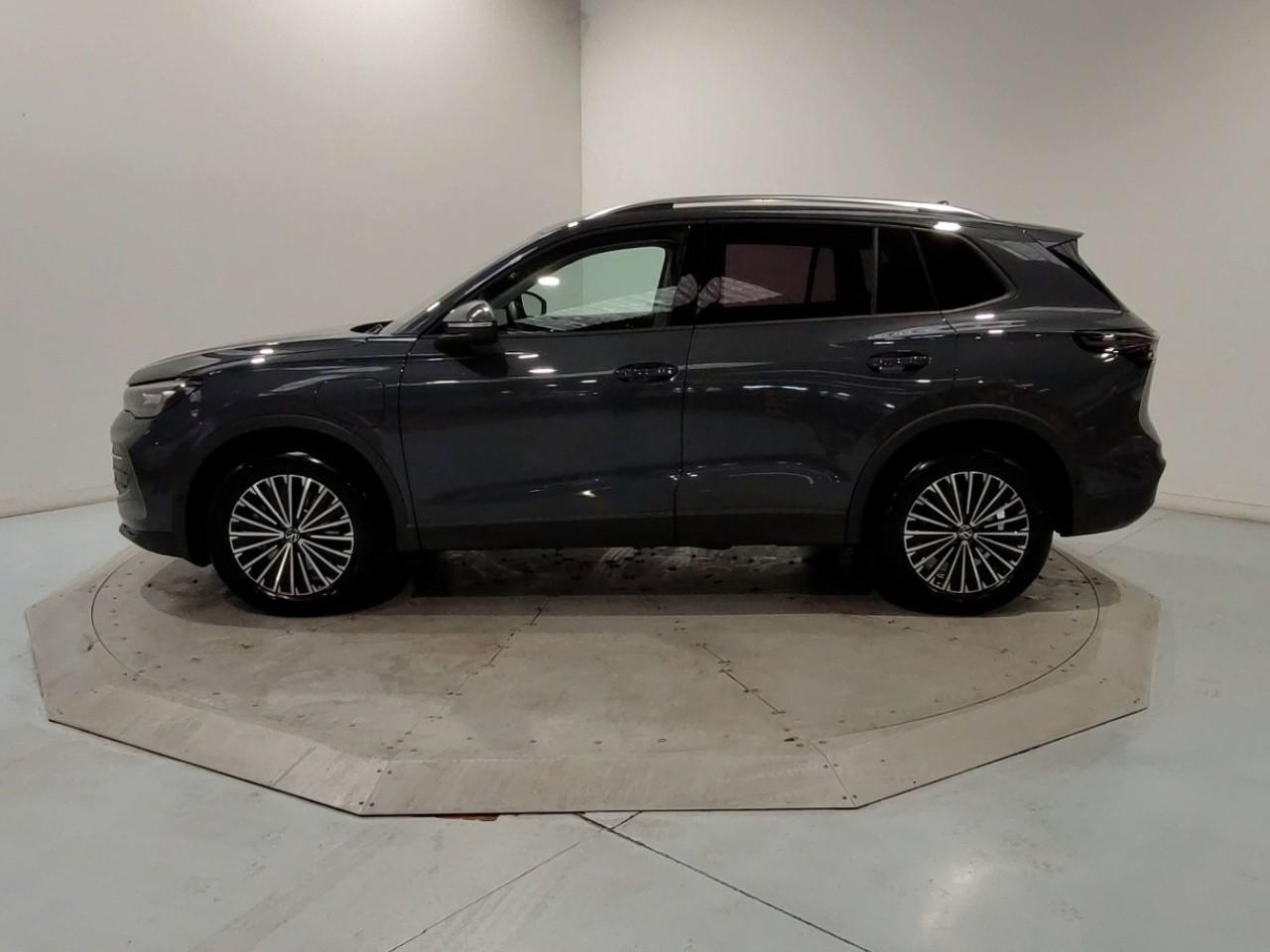 Volkswagen Tiguan 1.5 ehybrid 204ch dsg6 vw edition — photo 2