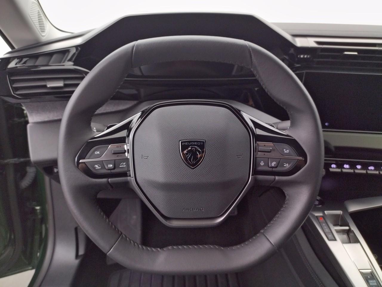 Peugeot 308 puretech 130ch s&s eat8 allure — photo 21