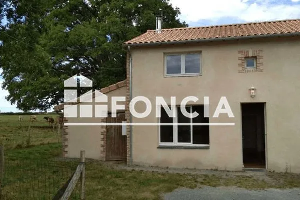 Maison Location Mauges-sur-Loire 3p 76m² 630€