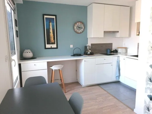grand studio de 34 m2 quartier la Genette