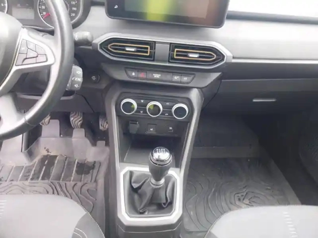 Dacia Sandero tce 90 — photo 10