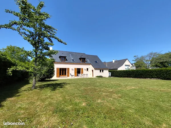 Maison 7 pièces 153 m²