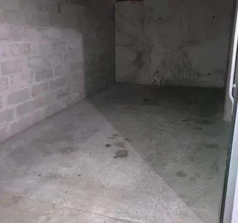 Garage/box 15 m² Pau