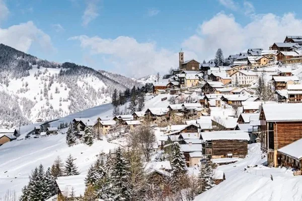 Propriété unique dans le plus haut village d'Europe - SAINT V...