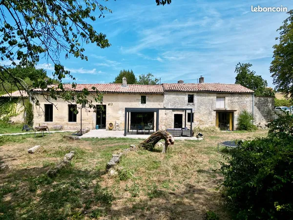 Maison 8 pièces 200 m²