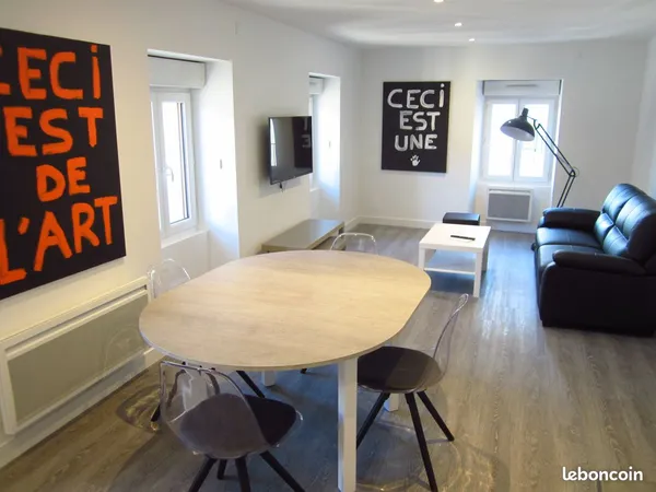 Location Standing T2 contemporain de 53 m² rénovation récente,