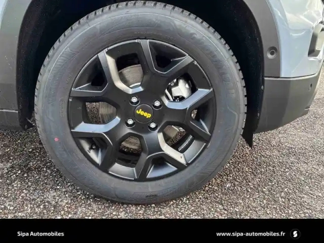 Jeep Avenger 1.2 turbo t3 145 ch bvr6 4xe — photo 85