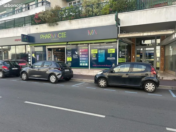 Boutique 100 m² SOISY SOUS MONTMORENCY