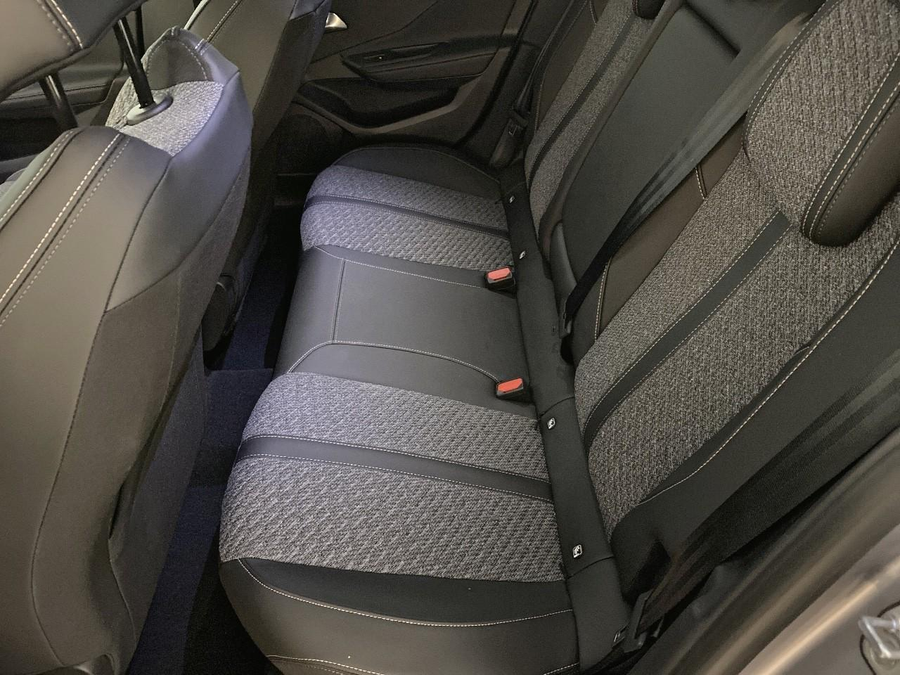 Peugeot 308 sw hybrid 145 e-dcs6 allure — photo 10
