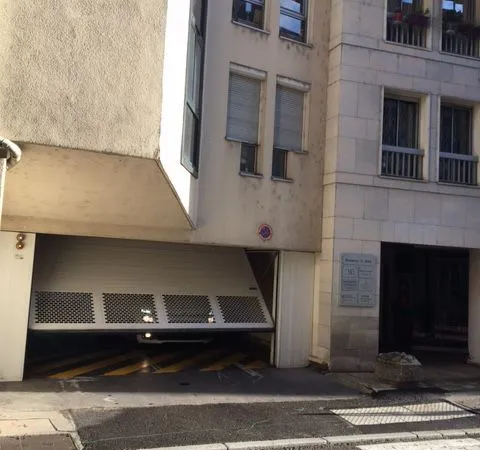 CV PLACE PARKING rue Ronchaux + Electricité