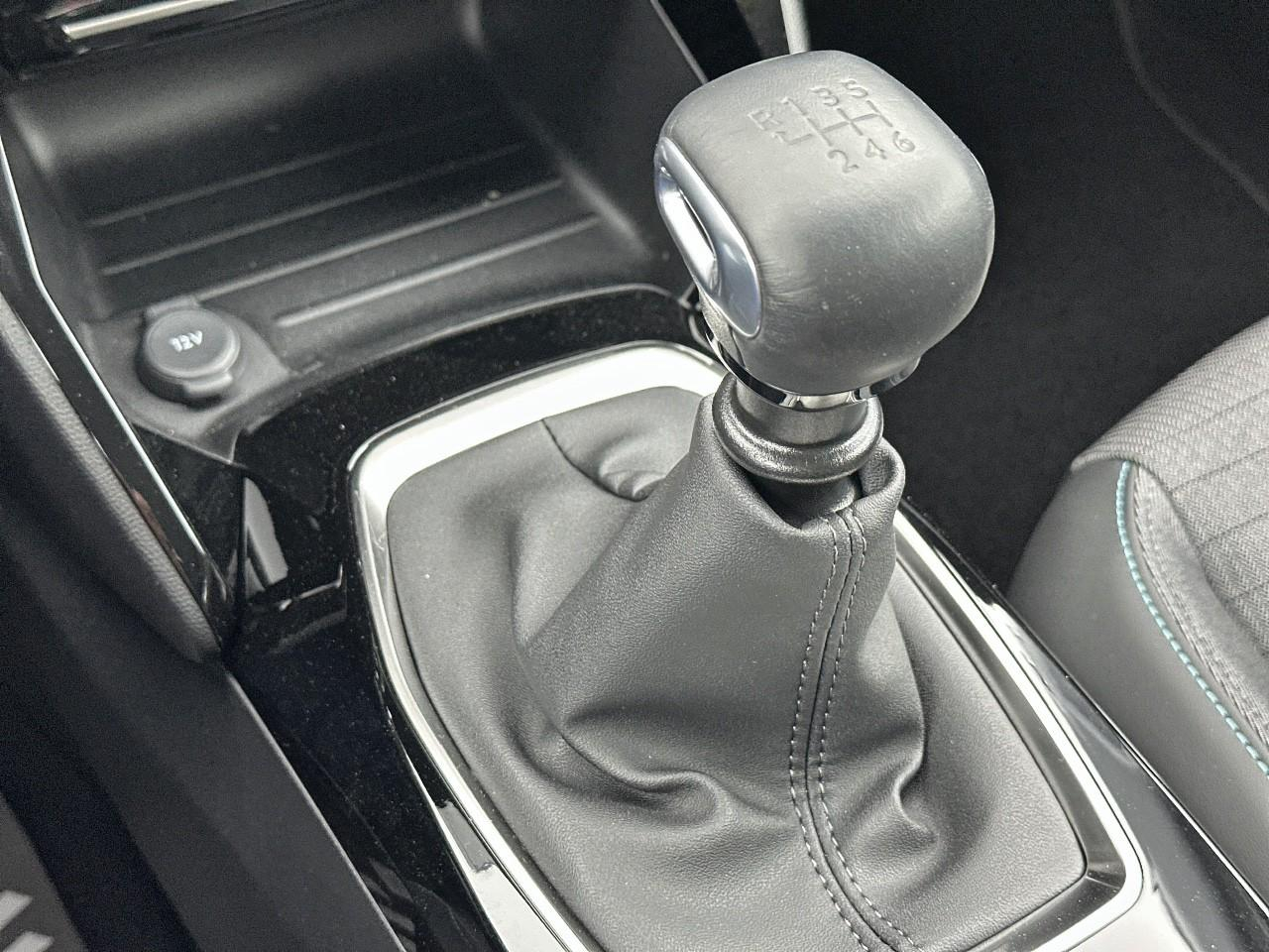 Peugeot 208 puretech 100 s&s bvm6 allure — photo 30